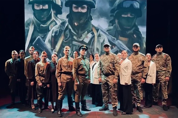 Лишь остался запах выжженной травы