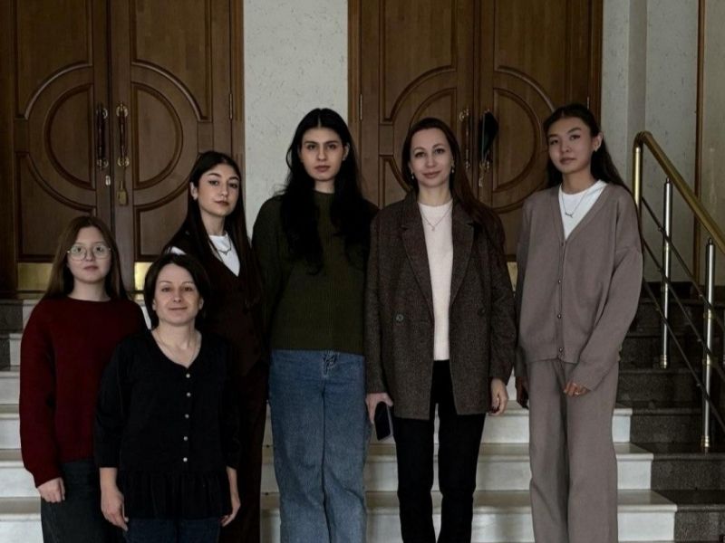 Театр им. М.Файзи принял участников Школы межэтнической журналистики