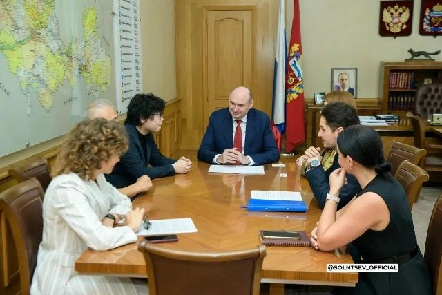Рабочая встреча главы региона Евгения Солнцева с советником генерального директора Агентства стратегических инициатив, директоро